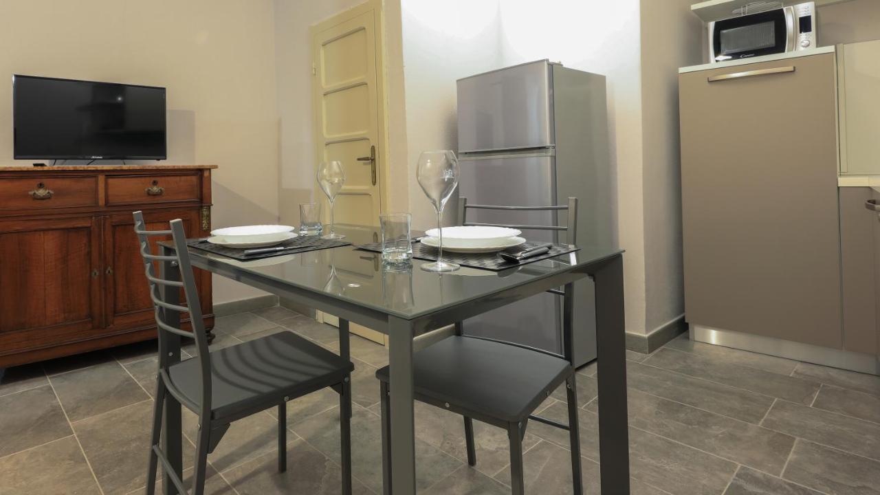 Welcomely - Residenza Deriu Apartment Bosa Luaran gambar